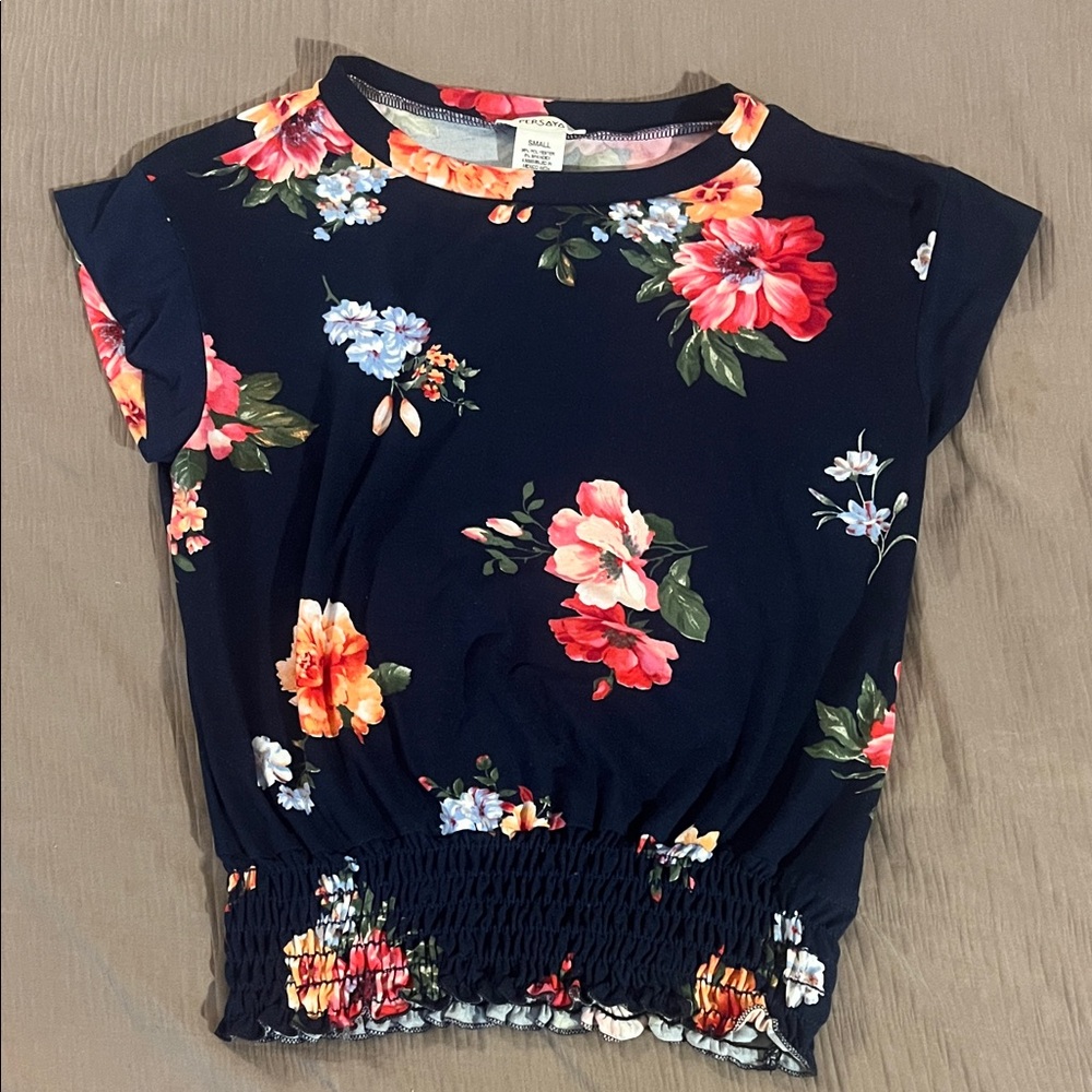 Navy Floral Short Sleeve Top